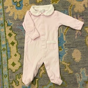 Kissy Kissy pink footie